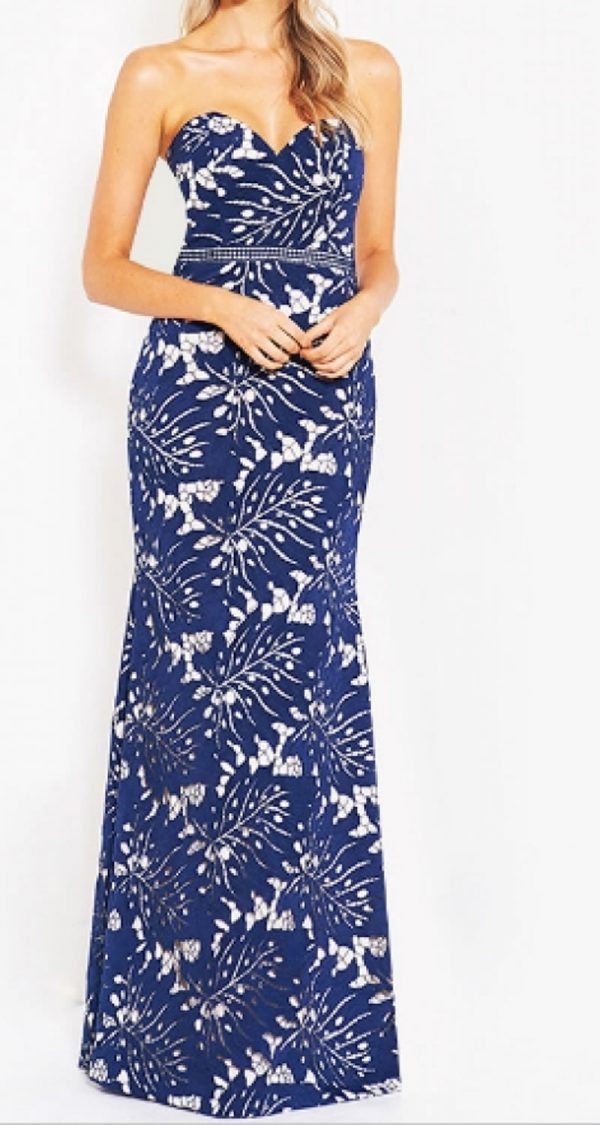 VESTIDO STRAPLESS DE GUIPURE