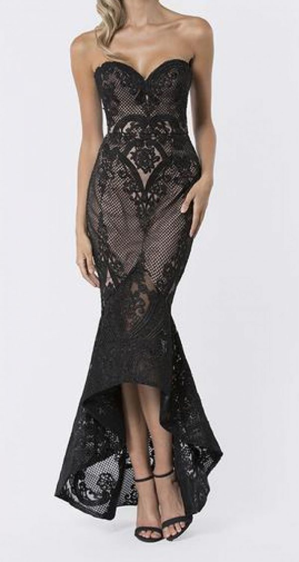 VESTIDO STRAPLESS CON FALDA BOLERO