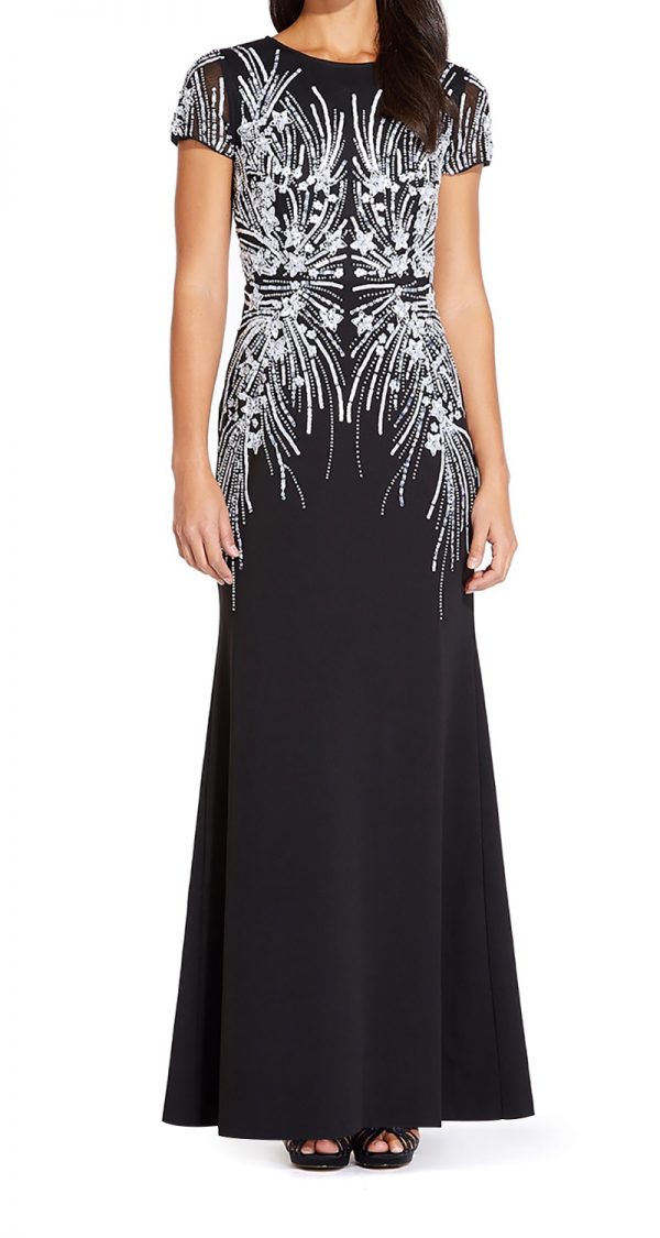 VESTIDO DE MANGAS BORDADO CON PEDRERIA BLANCA