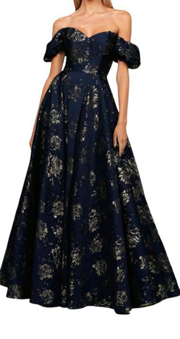 VESTIDO BROCADO CORTE PRINCESA CON MANGAS