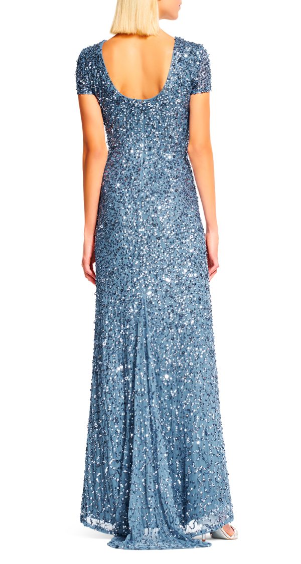VESTIDO DE LENTEJUELAS CON MANGA CORTA - Image 2