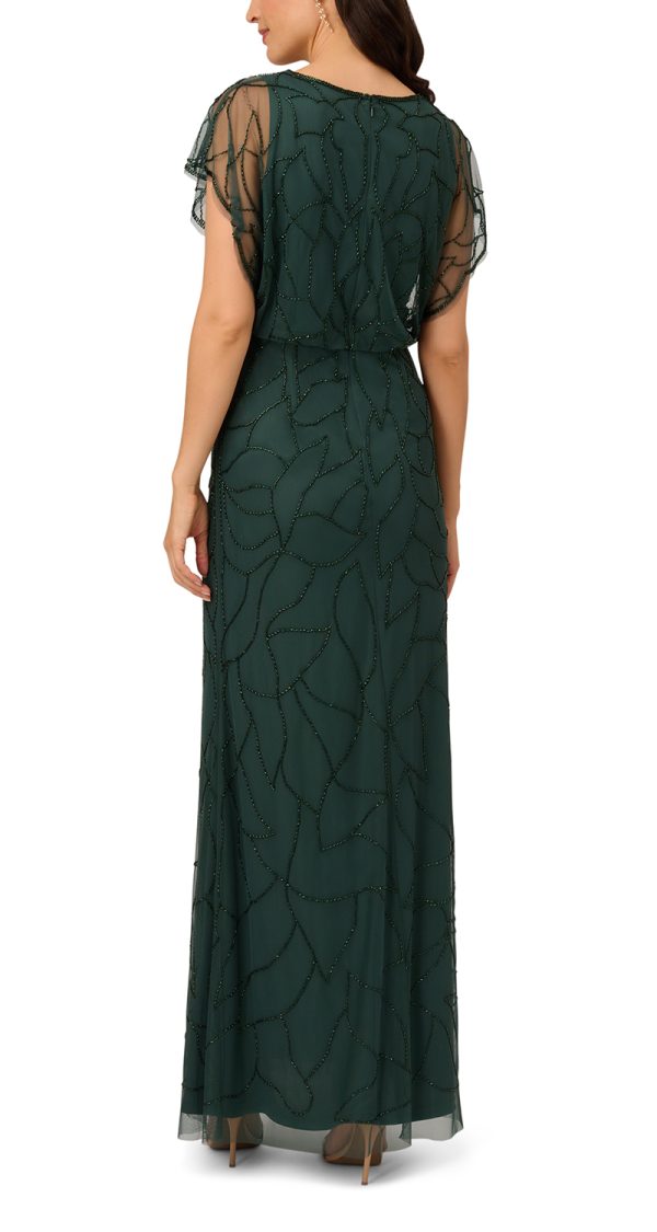 VESTIDO ESCOTE EN V DE VELO BORDADO CON CANUTILLOS - Image 2