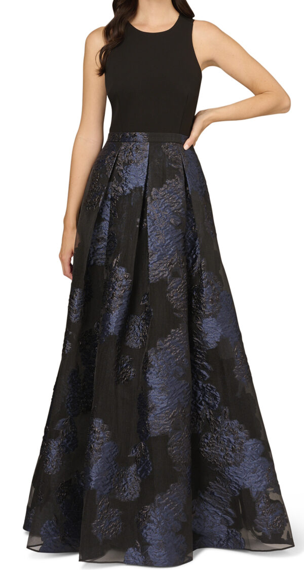 VESTIDO DE TOP NEGRO Y FALDA EN A BROCADA