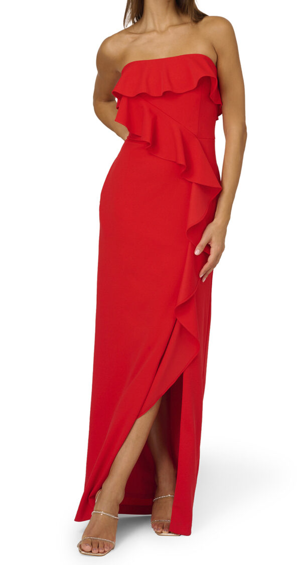 VESTIDO ROJO STRAPLESS CON BOLERO Y ABERTURA