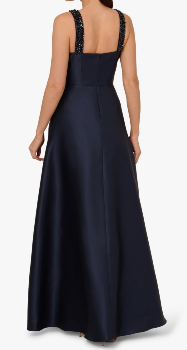 VESTIDO CORTE PRINCESA CON ESCOTE REDONDO BORDADO - Image 2