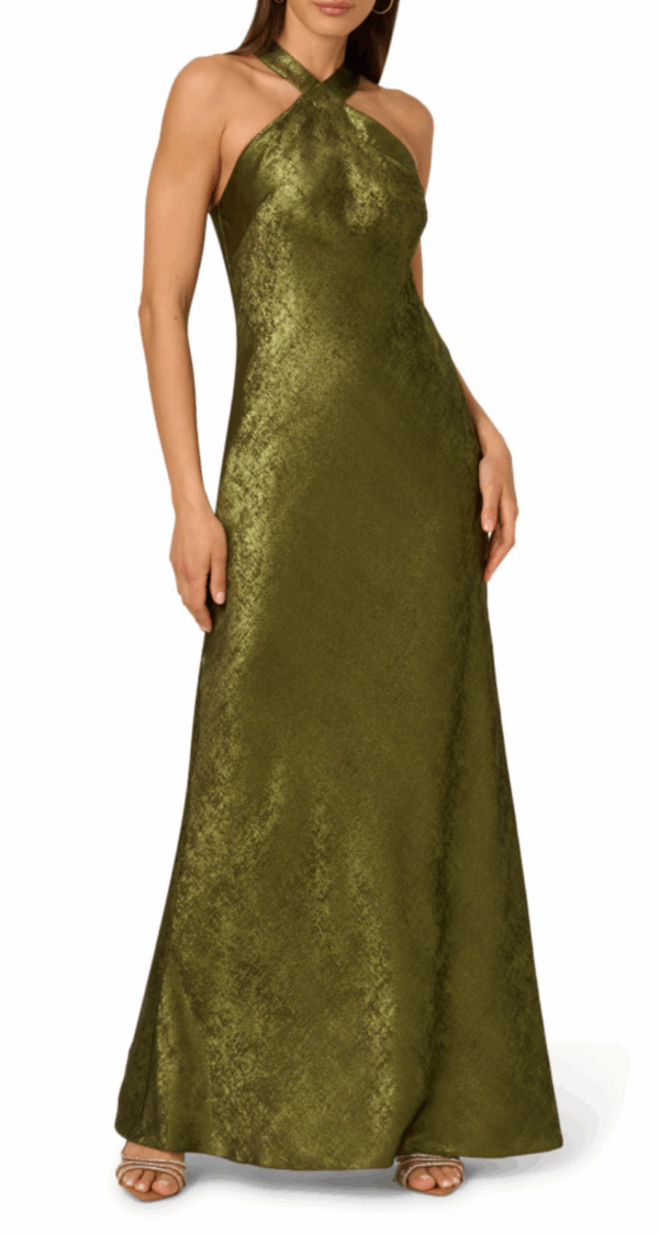 VESTIDO DE CUELLO HALTER CORTE SIRENA